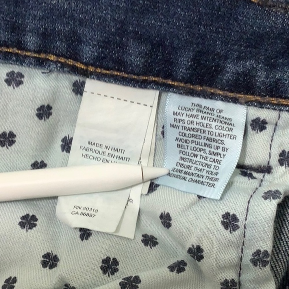 Lucky brand 121 Heritage slim premium Italian denim jean size 38 X 30 EUC - Picture 13 of 16